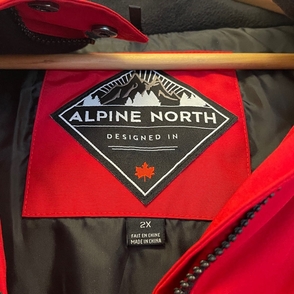 Alpine North Red Ski & Snow Jacket with Faux Fur Hood. Size 2X (18W-20W) - Picture 2 of 9